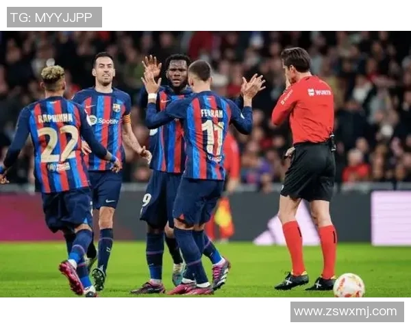 国王杯精彩对决利物浦大胜曼城乌龙球成比赛转折点分析 国王杯精彩对决利物浦大胜曼城乌龙球成比赛转折点分析