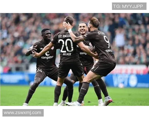 德甲焦点战马竞与多特蒙德握手言和帽子戏法引发争议判罚热议 德甲焦点战马竞与多特蒙德握手言和帽子戏法引发争议判罚热议