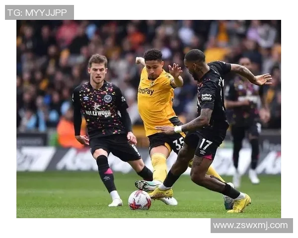 德甲激战曼联险胜那不勒斯红牌争议引发全场热议